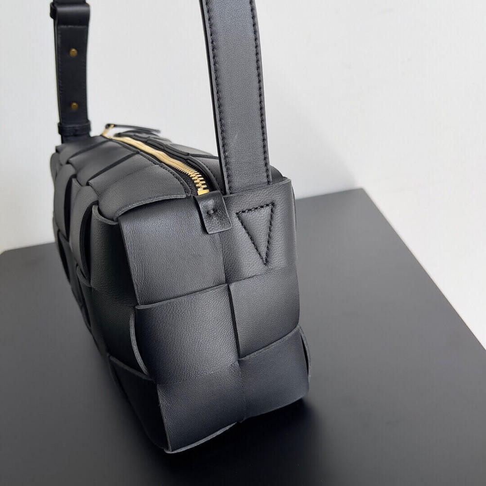 Bottega Veneta Brick Cassette Black