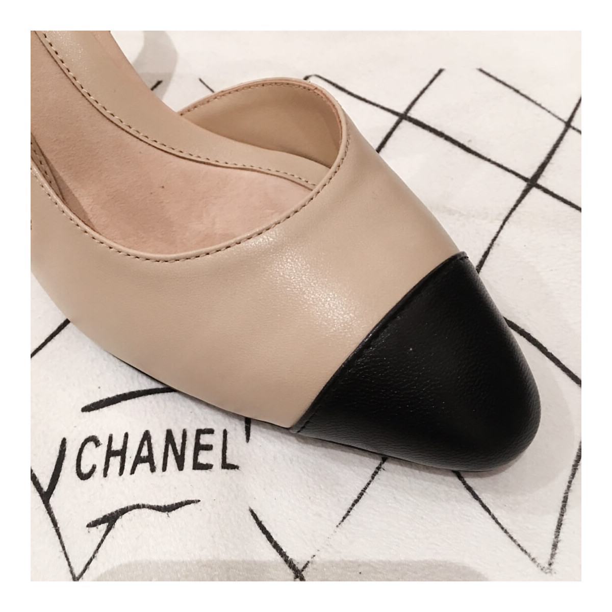 Chanel CC Cap Toe Leather Pearl Heel Slingback Pumps G31318