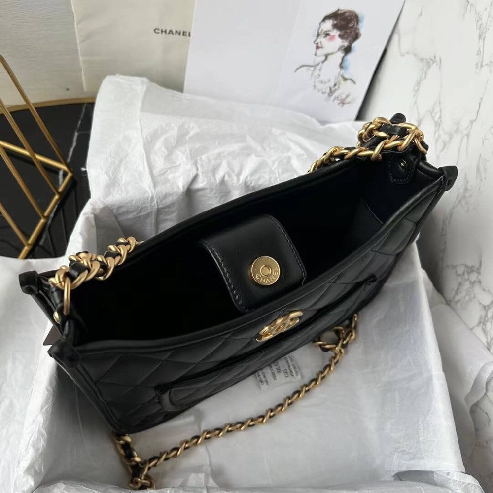 Chanel Hobo Bag AS4666