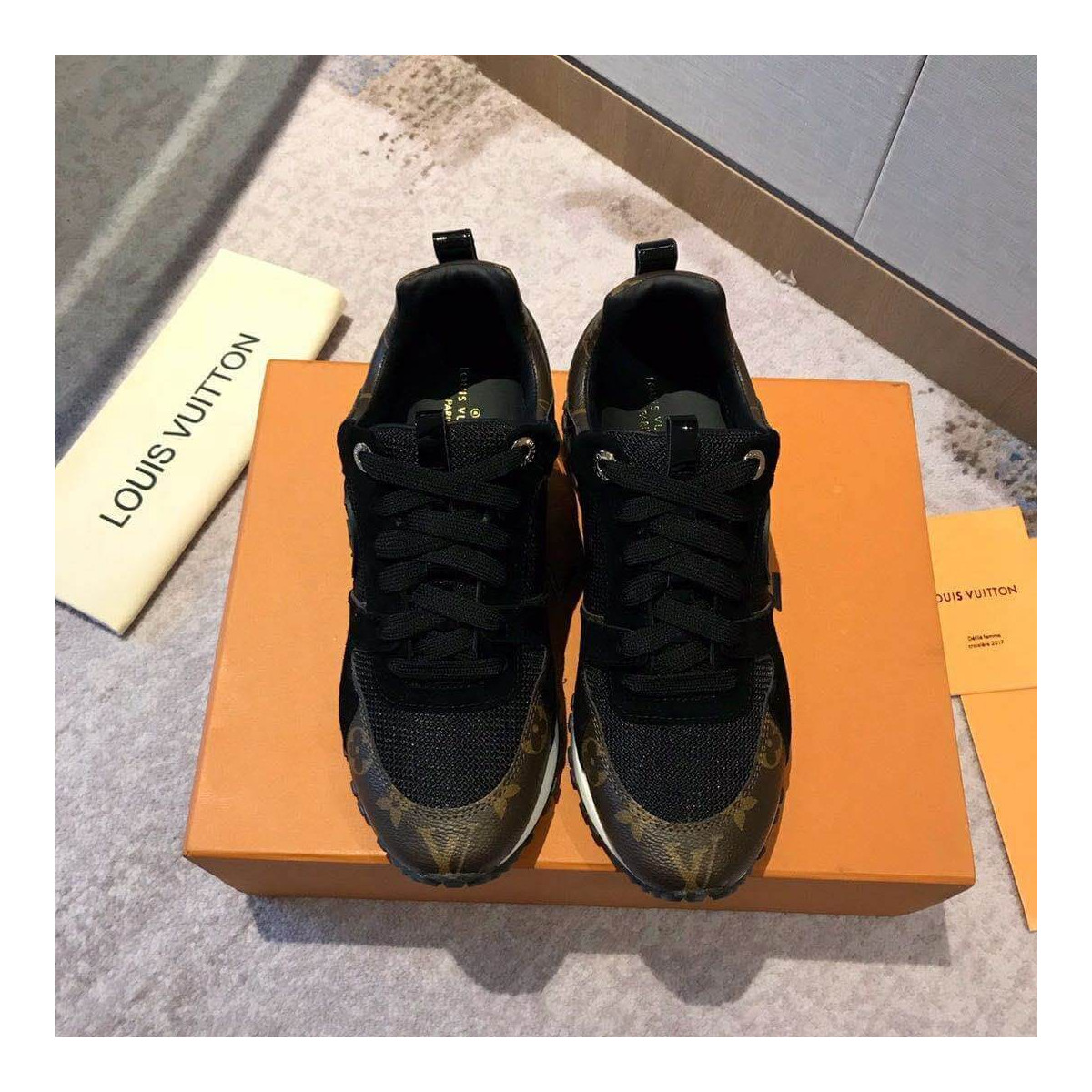 Louis Vuitton Run Away Trainer 1A3CW5