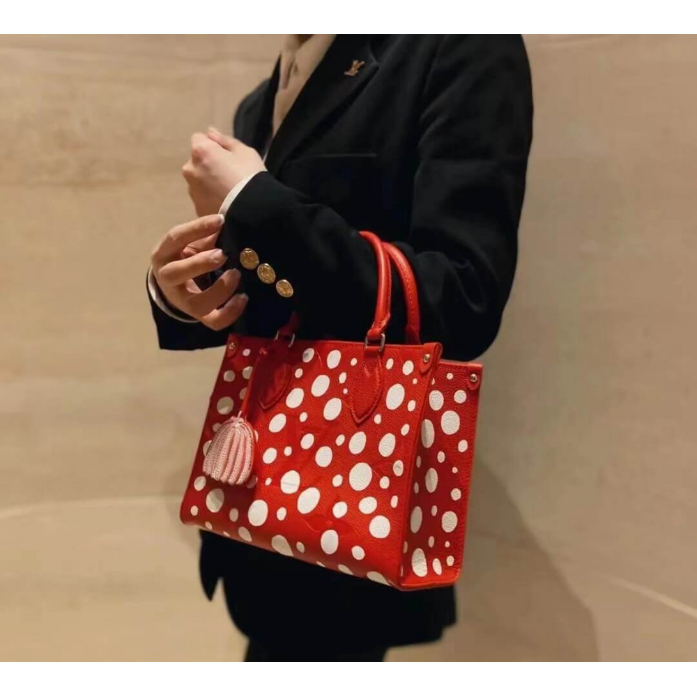 Louis Vuttion Yayoi Kusama OnTheGo PM M46412