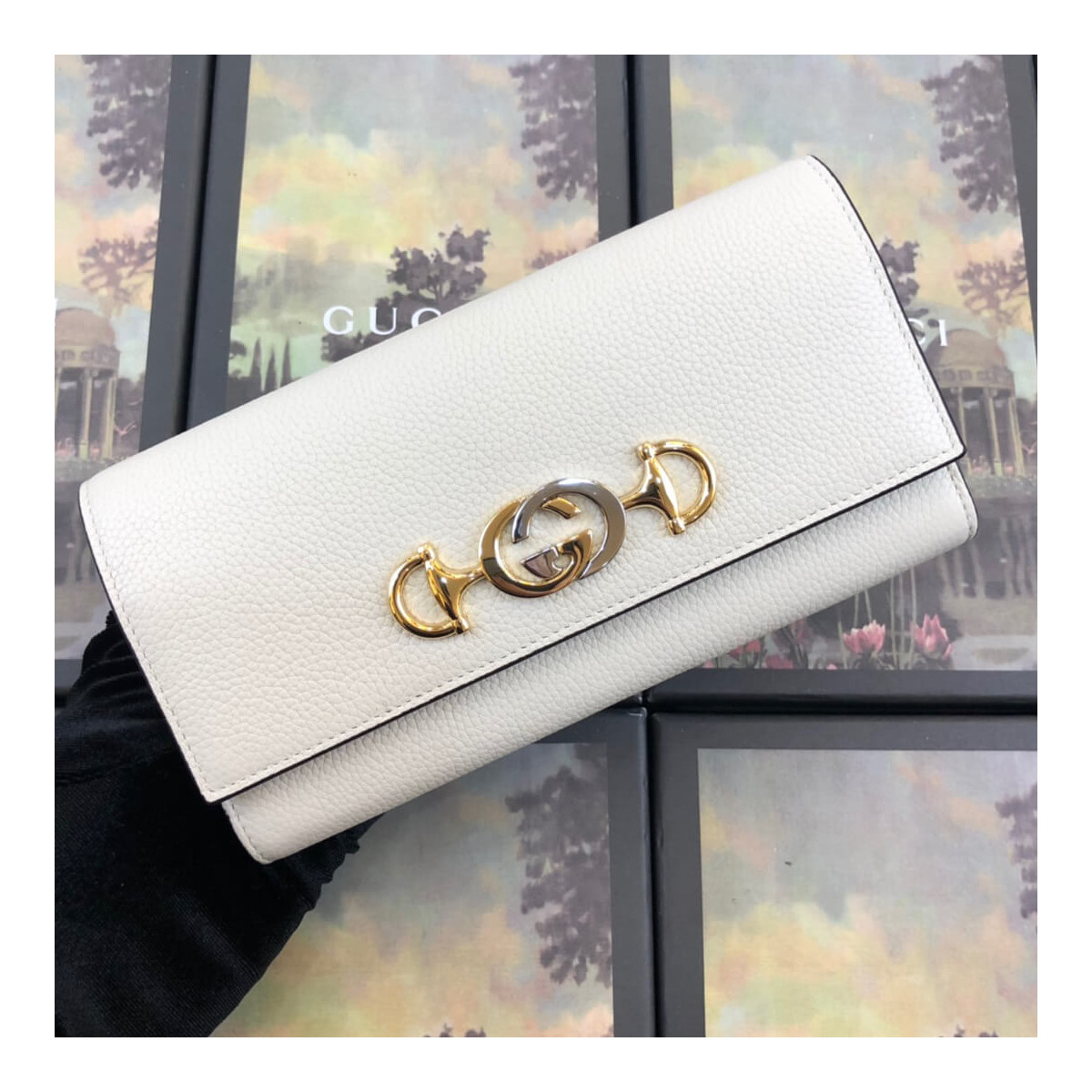 Gucci Zumi Grainy Leather Continental Wallet 573612