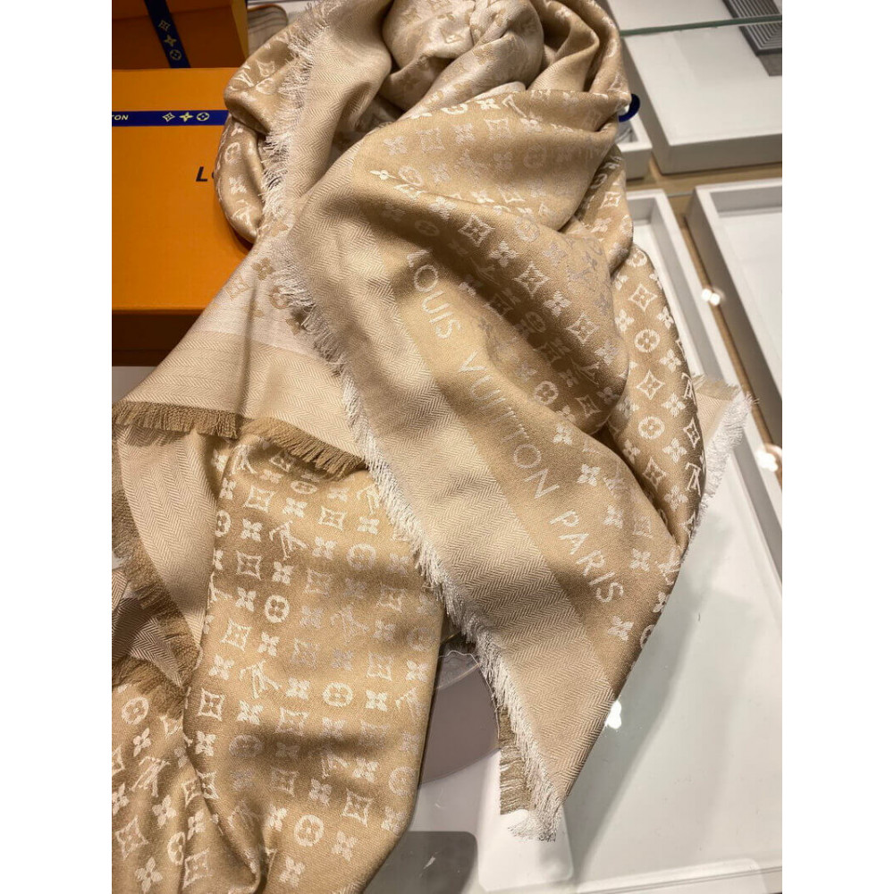 Louis Vuitton Petit Louis Shawl M76997