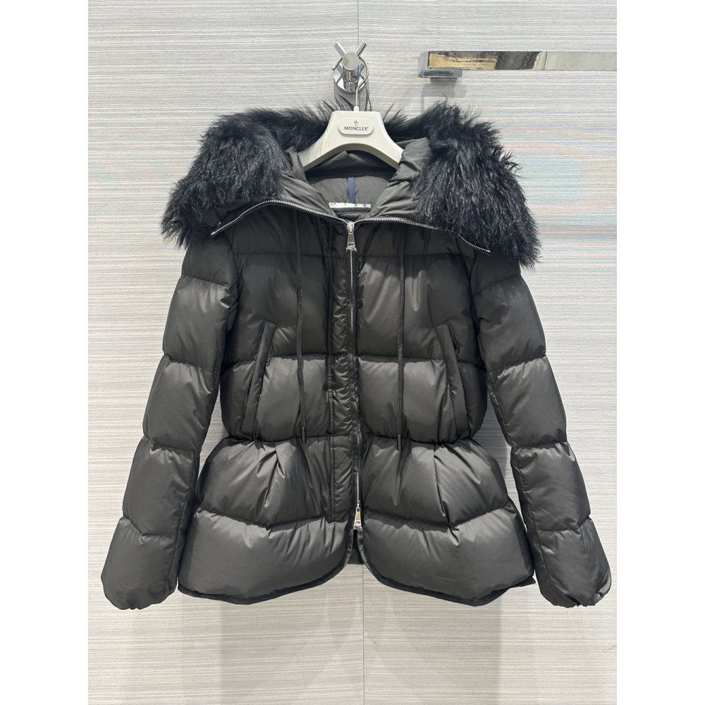 Moncler Locustelle Short Down Jacket A998986