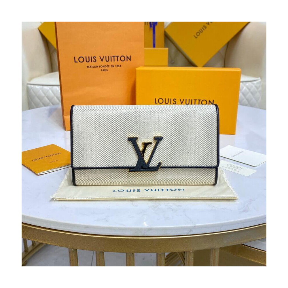 Louis Vuitton Capucines Wallet M81305