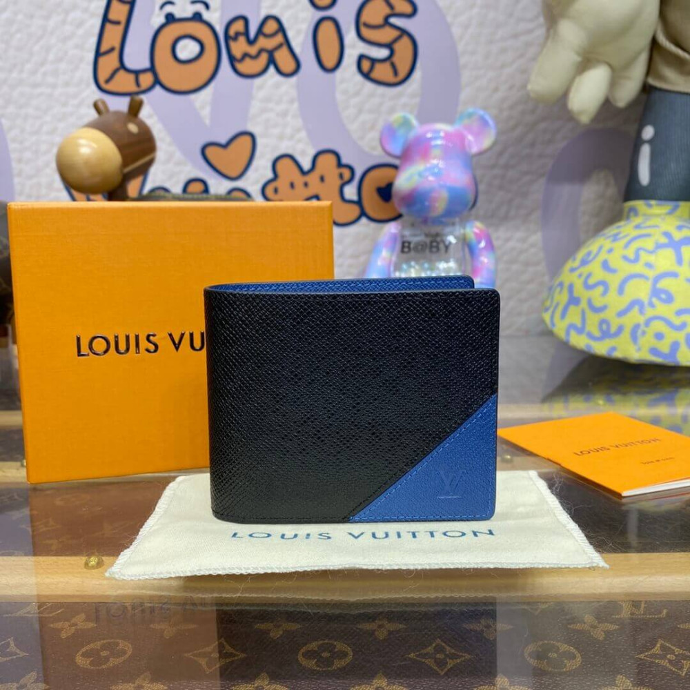 Louis Vuttion Taiga Cowhide Leather Multiple Wallet M30982 Black/Blue