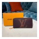 Louis Vuitton Monogram Giant Zippy Wallet M60017