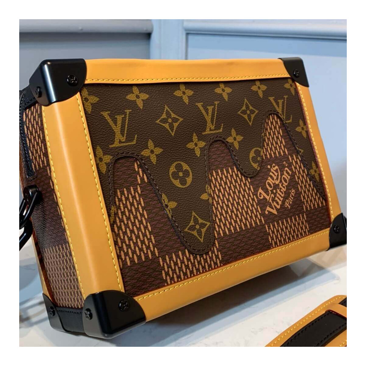 Louis Vuitton x Nigo Soft Trunk N40381