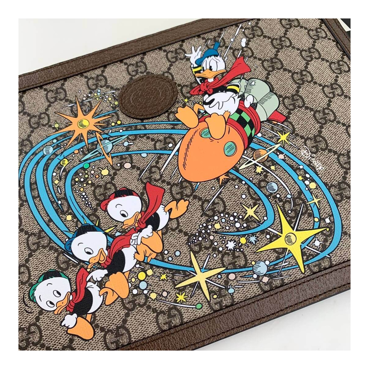 Disney x Gucci Donald Duck Pouch 647925