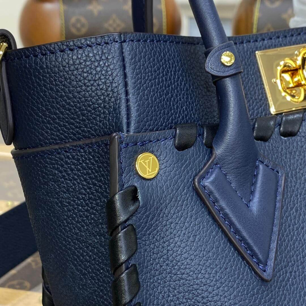 Louis Vuitton On My Side PM Shoulder Bag M21585