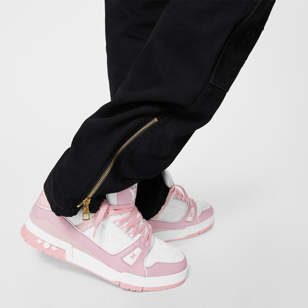 Louis Vuttion LV Trainer Sneaker Pink 1ABOEK