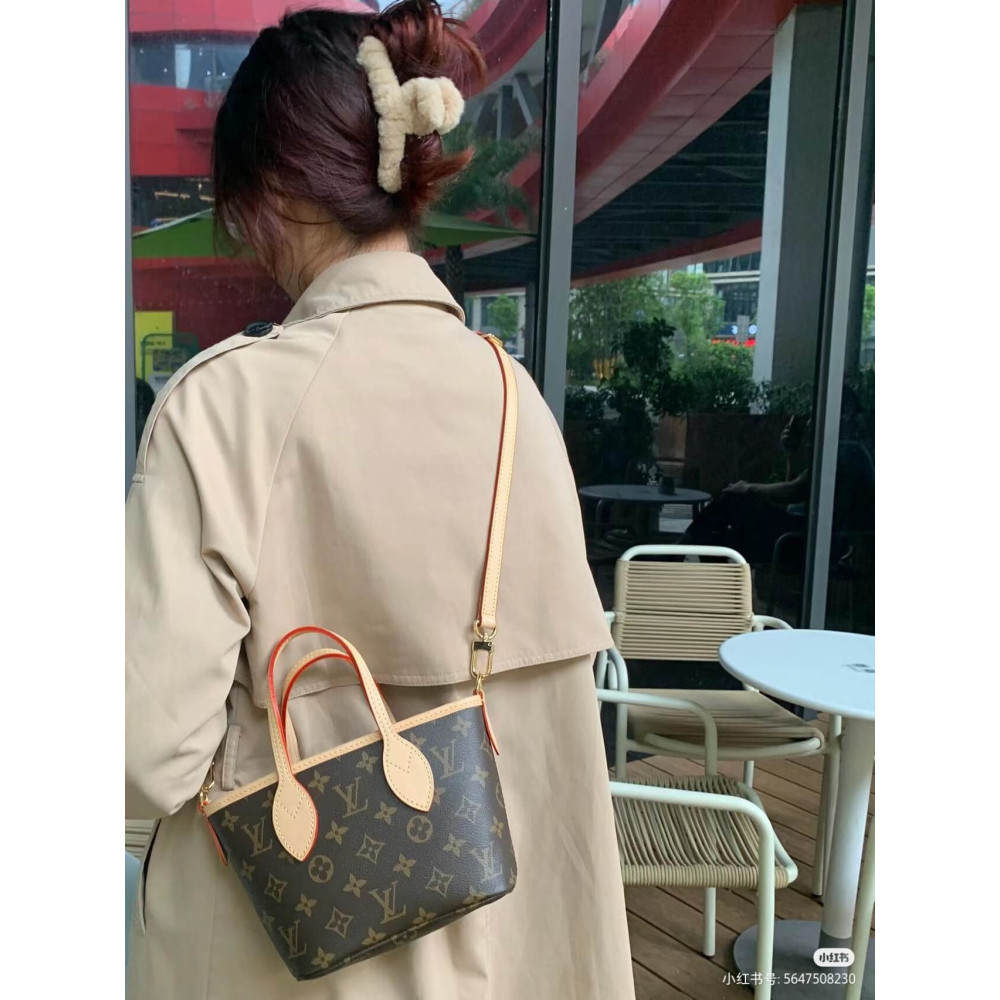 Louis Vuitton Monogram Canvas Neverfull BB Natural Strap