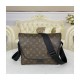 Louis Vuitton Monogram Magnetic Messenger M45557