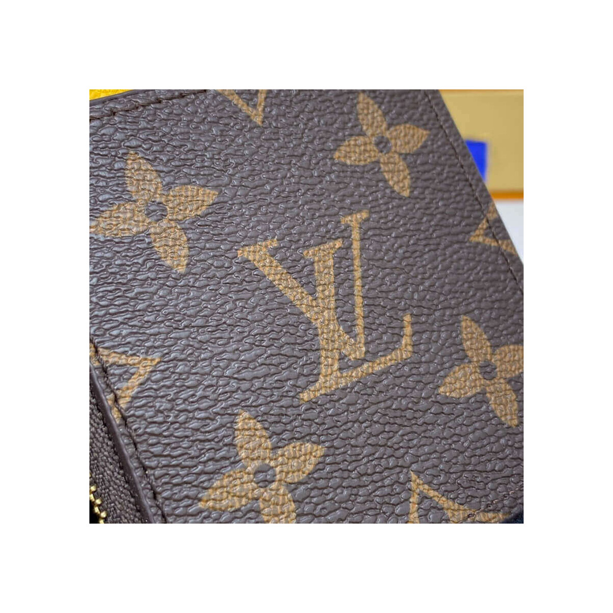 Louis Vuitton Daisy Duck Coin &amp; Card Holder