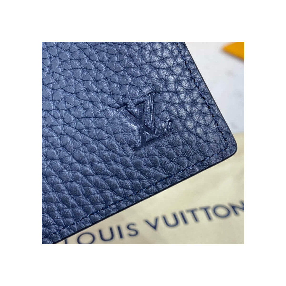 Louis Vuitton Pocket Organizer M58808