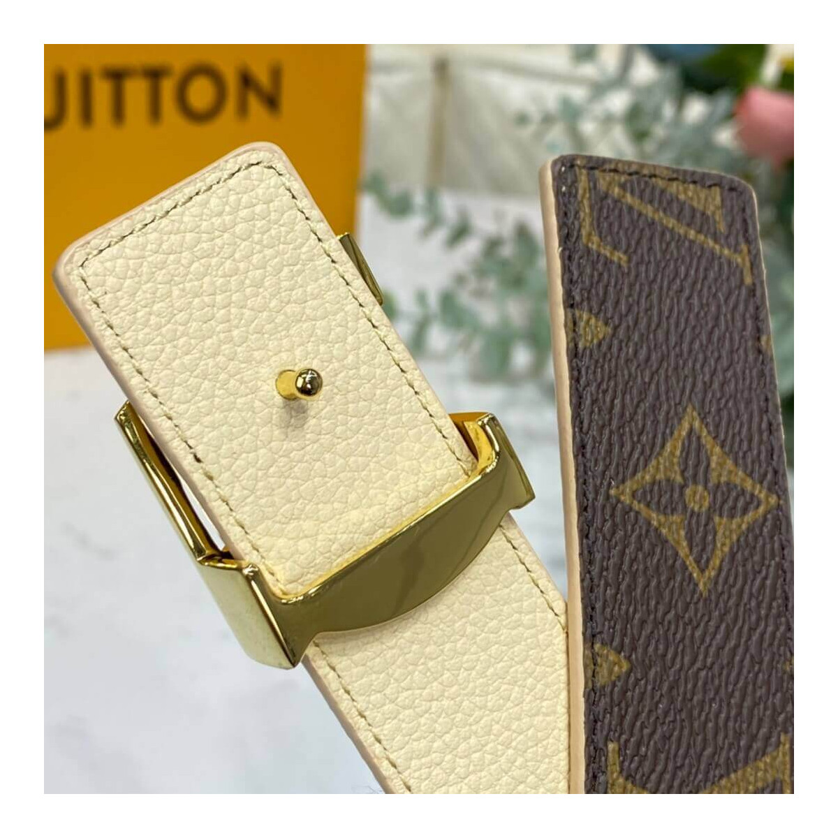 Louis Vuitton LV Initiales 30mm Reversible Belt M0317W