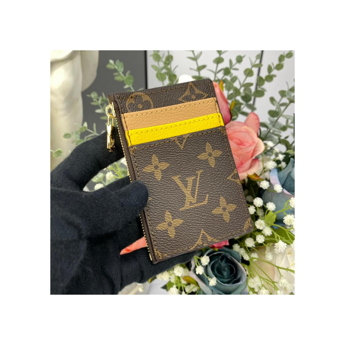 Louis Vuitton Minnie Mouse Coin &amp; Card Holder