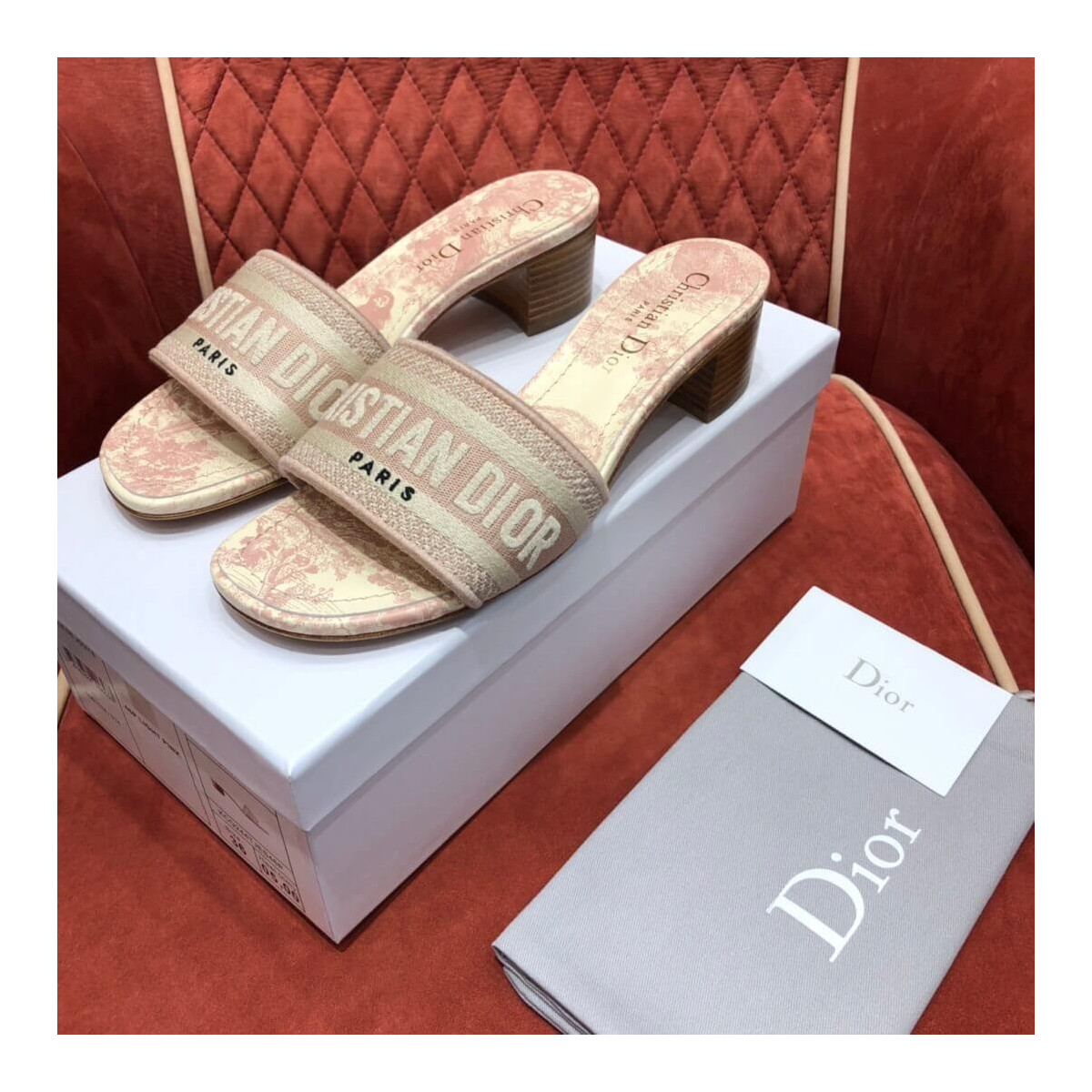 Dior Dway Heeled Slide In Embroidered Cotton KCQ244