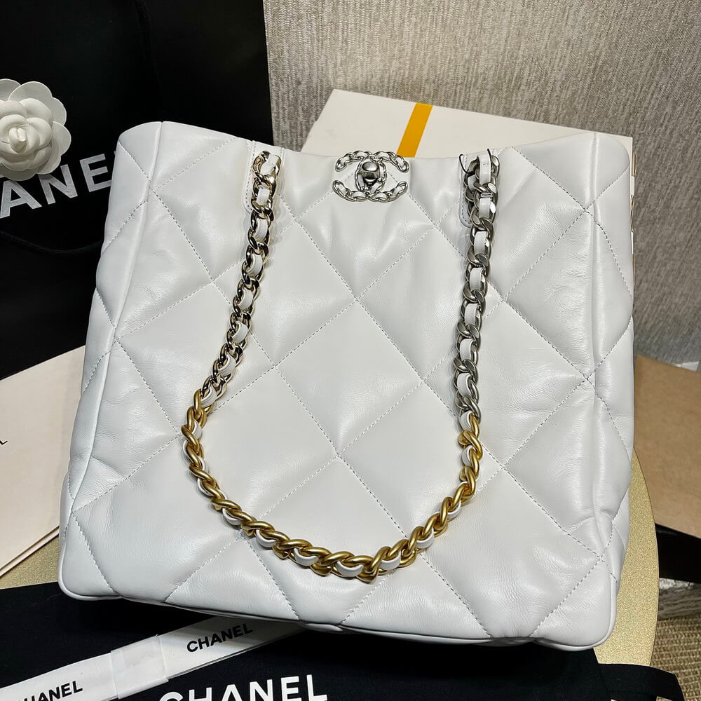 Chanel 19 Shopping Bag Lambskin AS3519