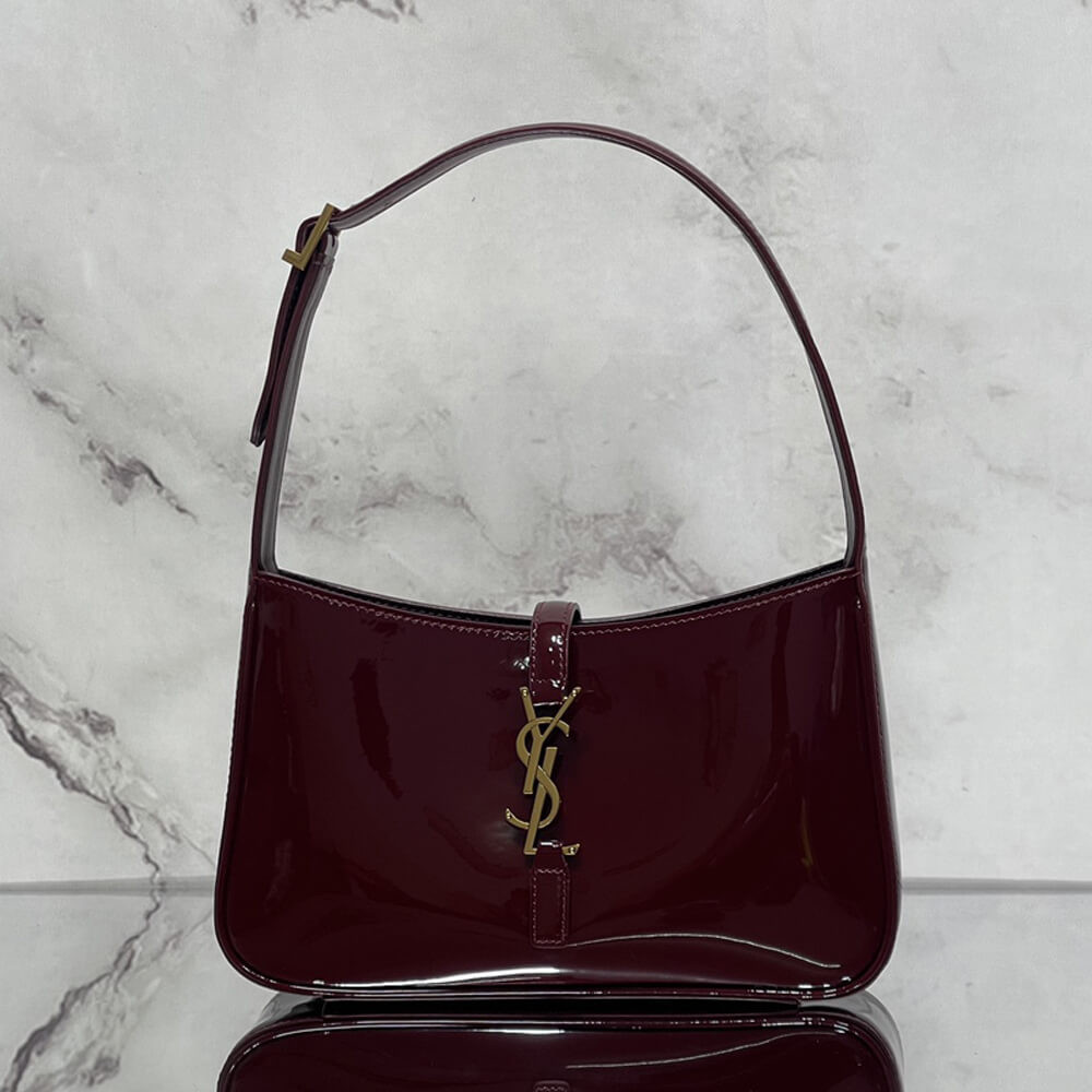 Saint Laurent Le 5 A 7 Hobo Bag in Patent Leather 657228