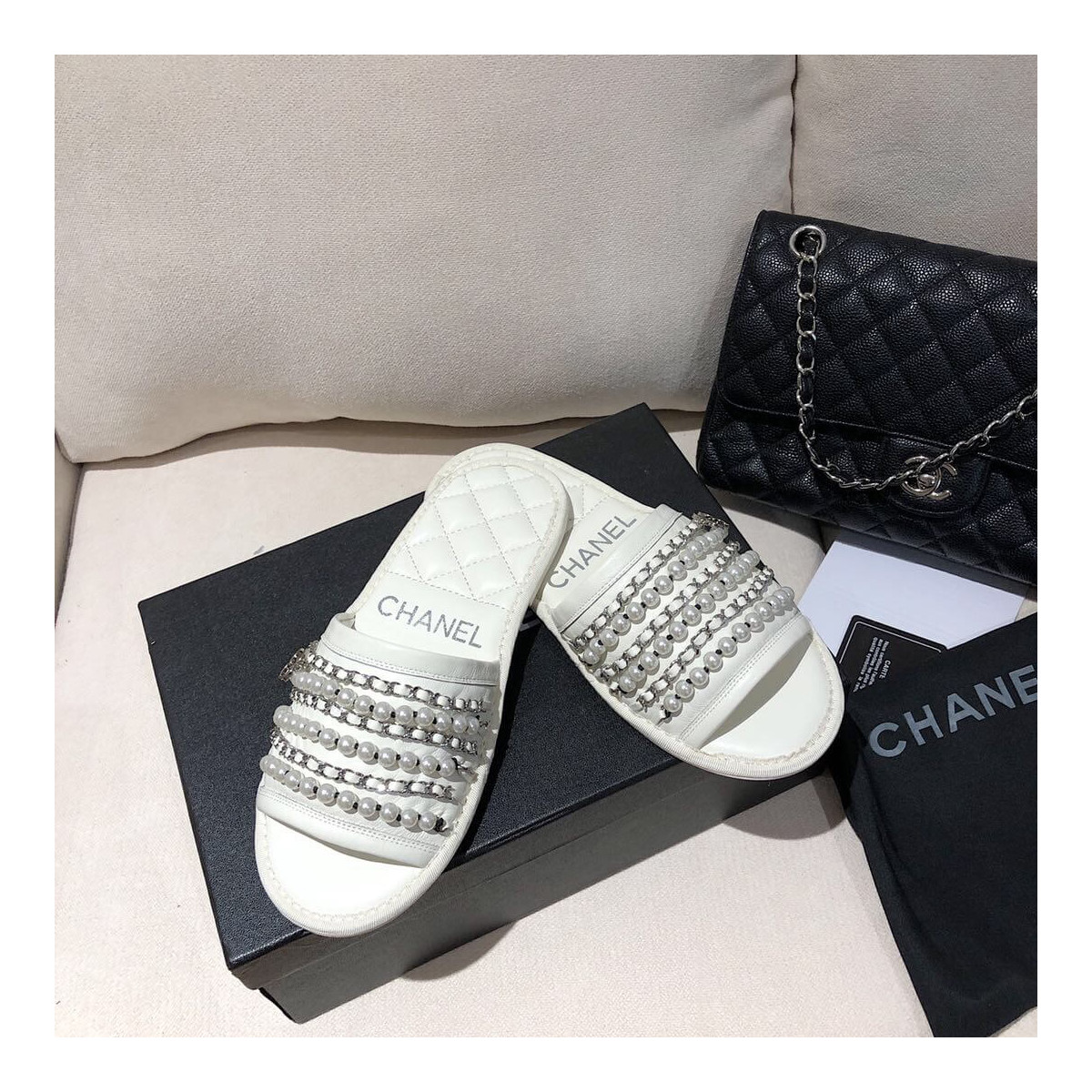 Chanel Chain and Pearl Slipper G34406