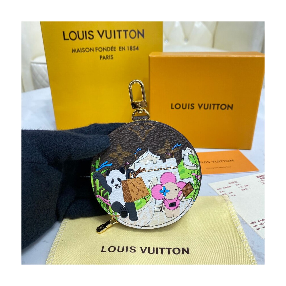 Louis Vuitton Monogram Round Coin Purse M80864B