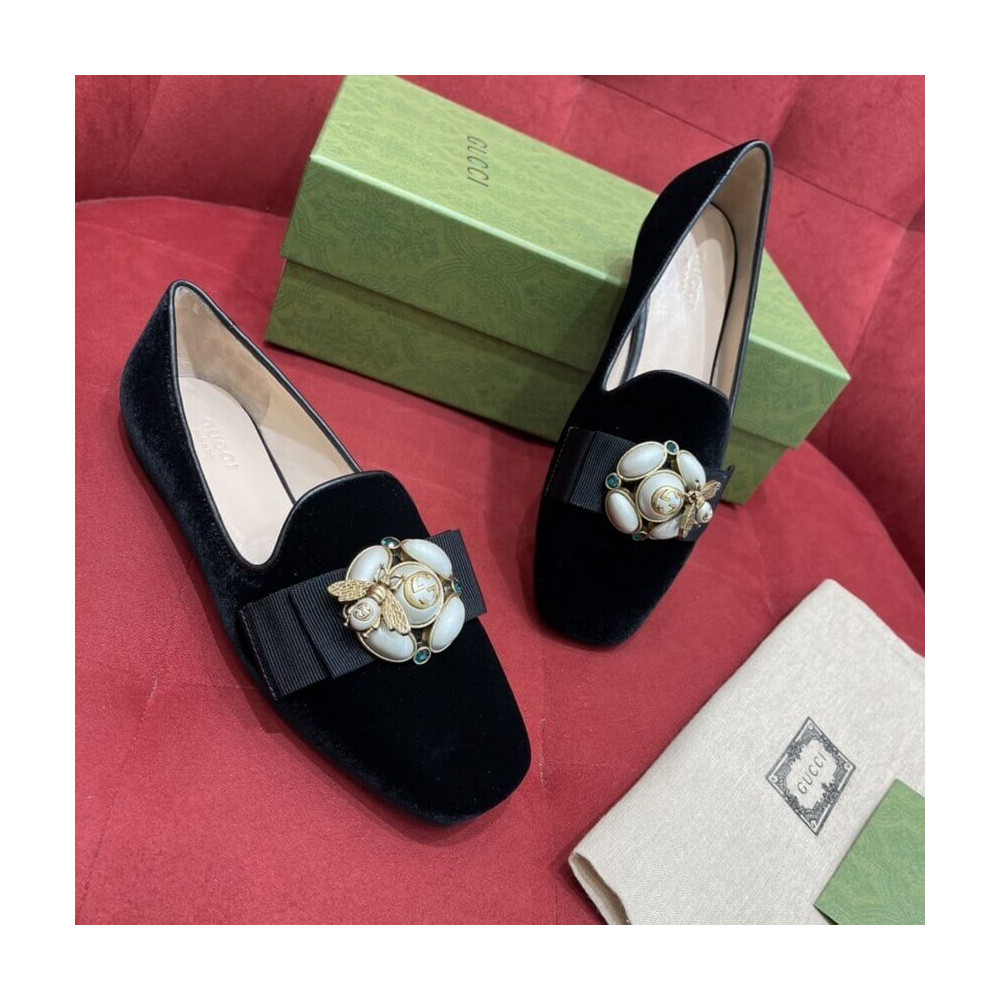 Gucci Velvet Etoile Pearl Embellished Loafers 474491