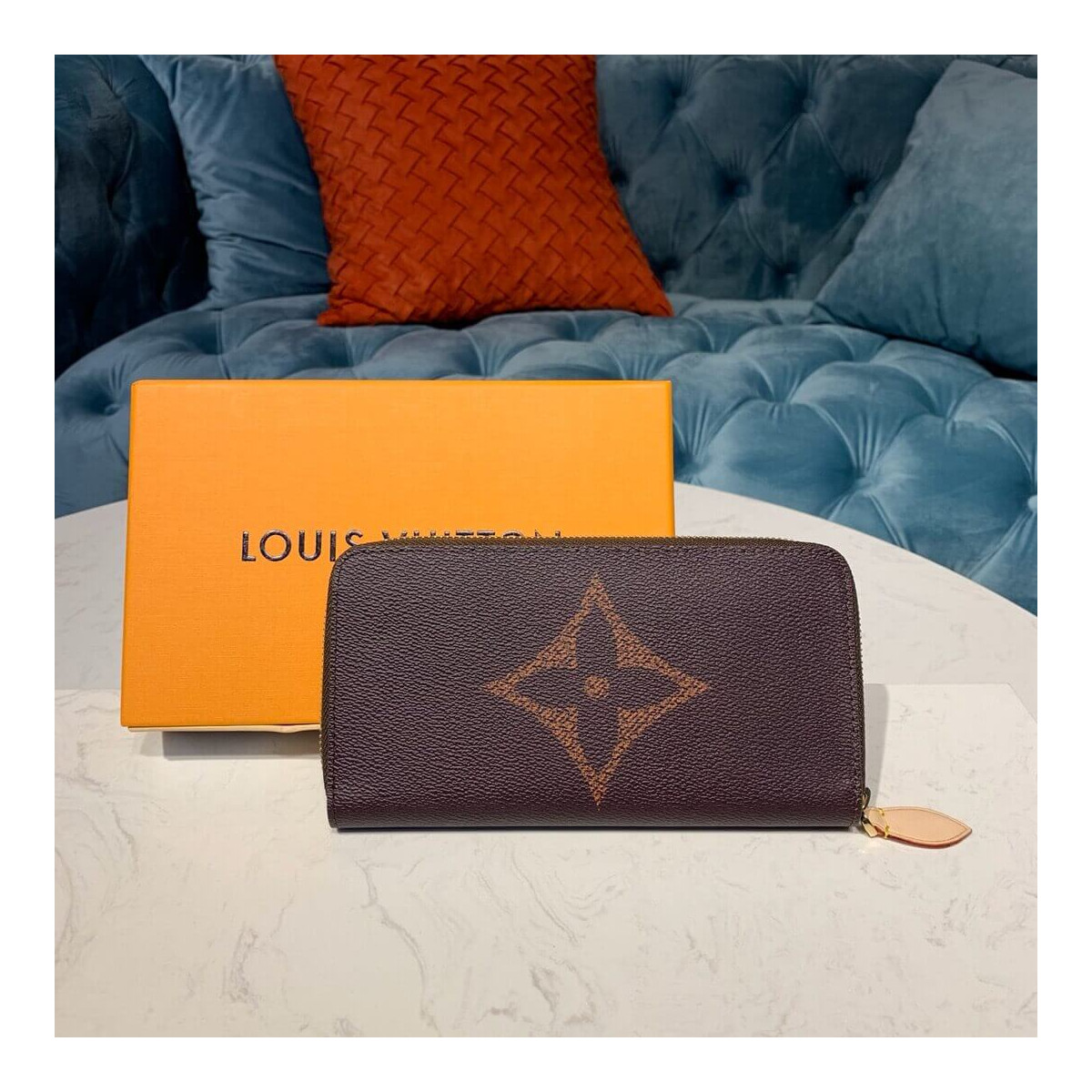 Louis Vuitton Monogram Giant Zippy Wallet M60017