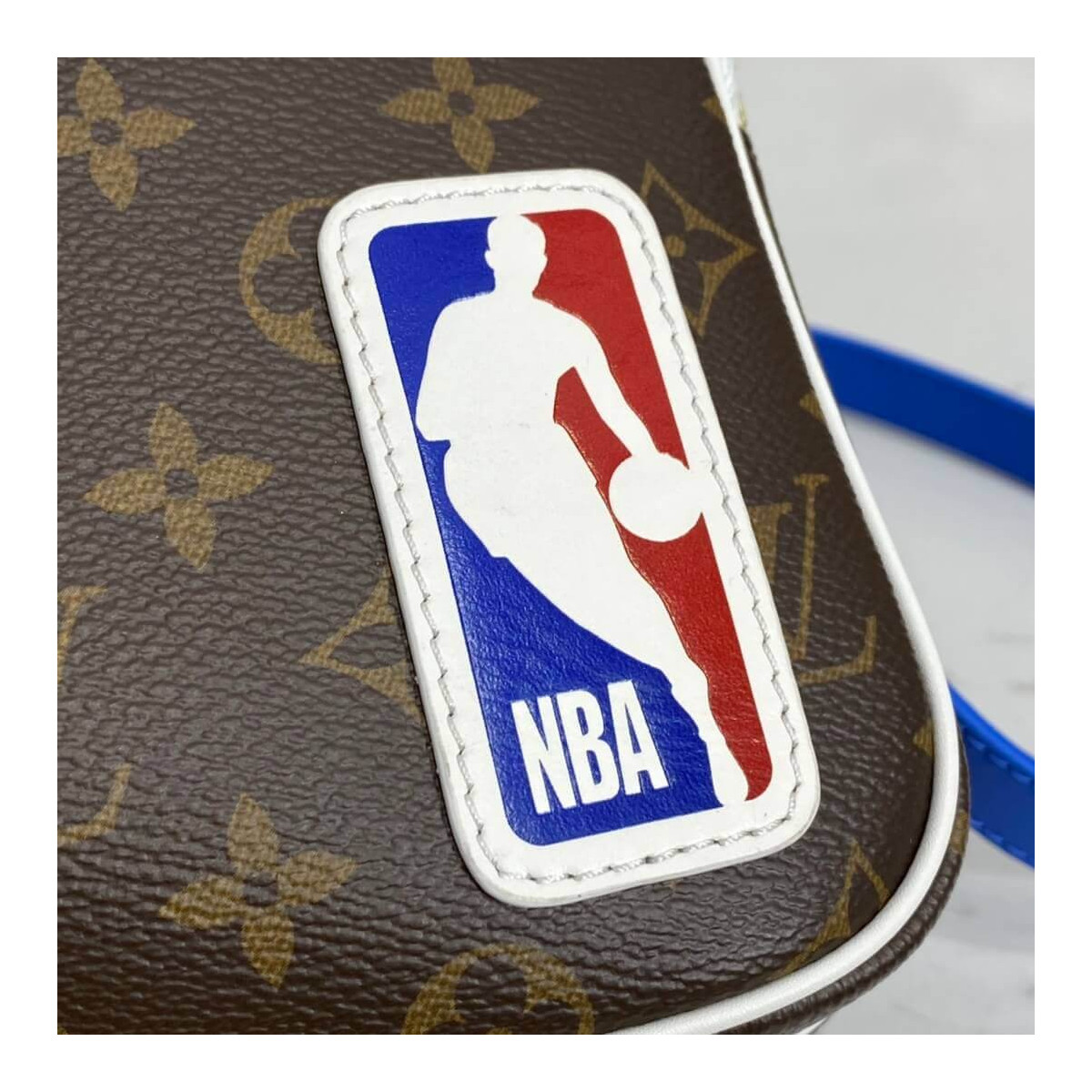 Louis Vuitton LV x NBA Nil Messenger Bag M45584