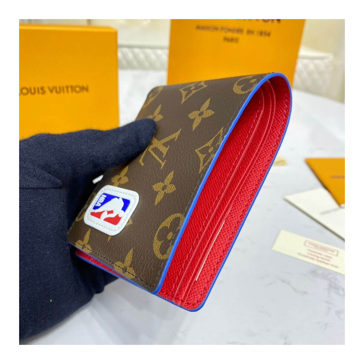 Louis Vuitton LV x NBA Multiple Wallet M80105