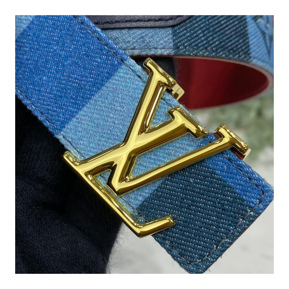 Louis Vuitton LV Iconic 30mm Belt M0243W