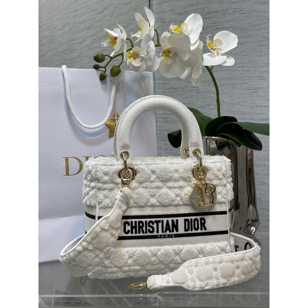 Christian Dior Medium Lady D-Lite Bag M05659 in Cannage Shearling