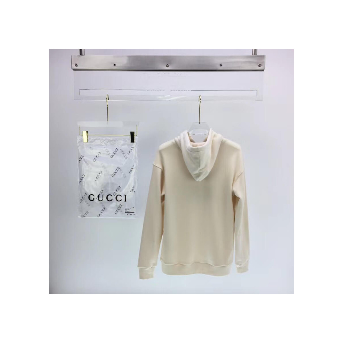 Gucci Mohair Crop Hoodie With Chick 636007