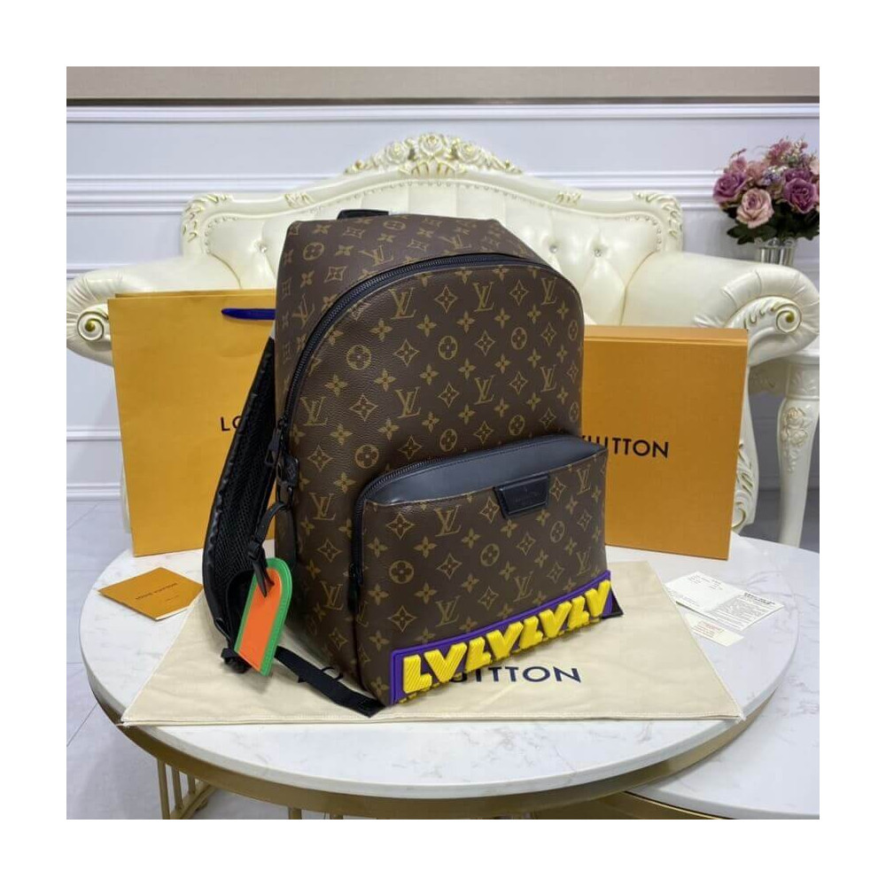 Louis Vuitton Discovery Backpack M57965