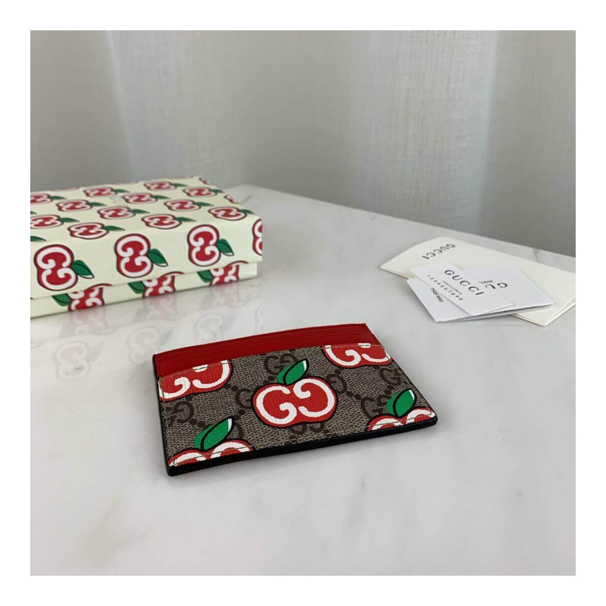 Gucci GG Apple Print Card Case 624898