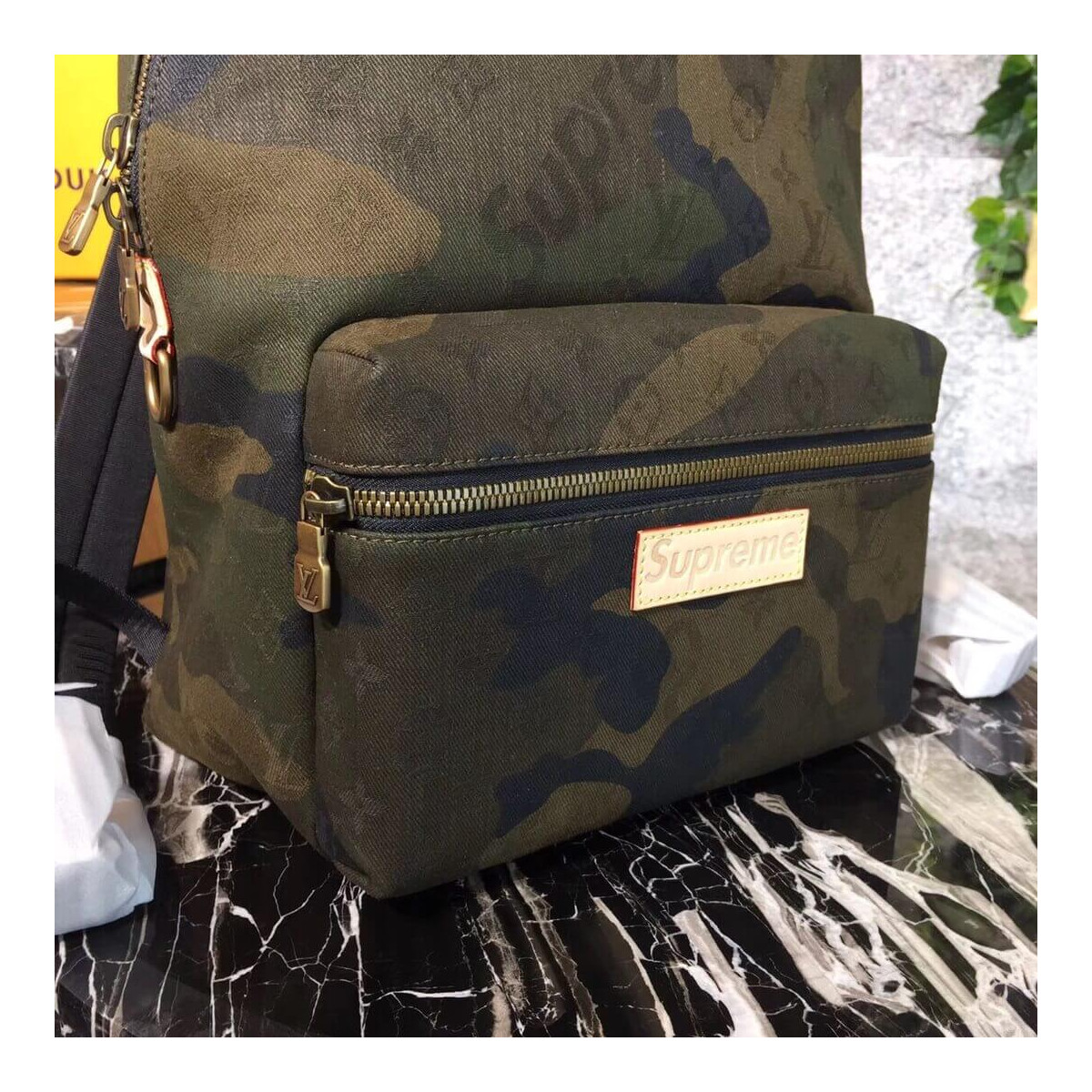 Louis Vuitton x Supreme Apollo Backpack M44200