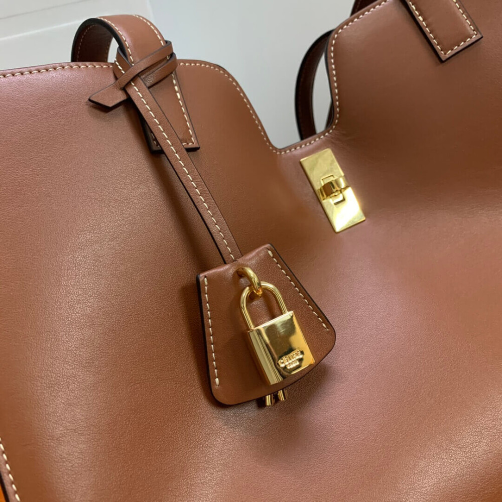 Celine Cabas 16 In Smooth Calfskin 112583