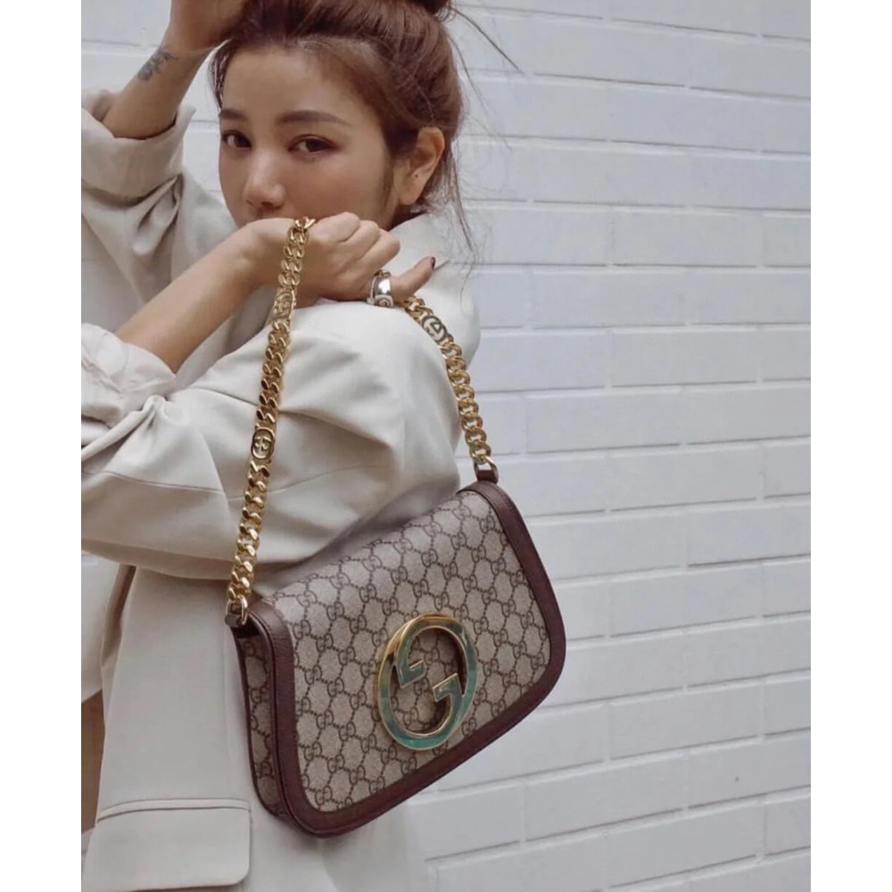 Gucci Blondie GG Supreme Shoulder Bag 699268