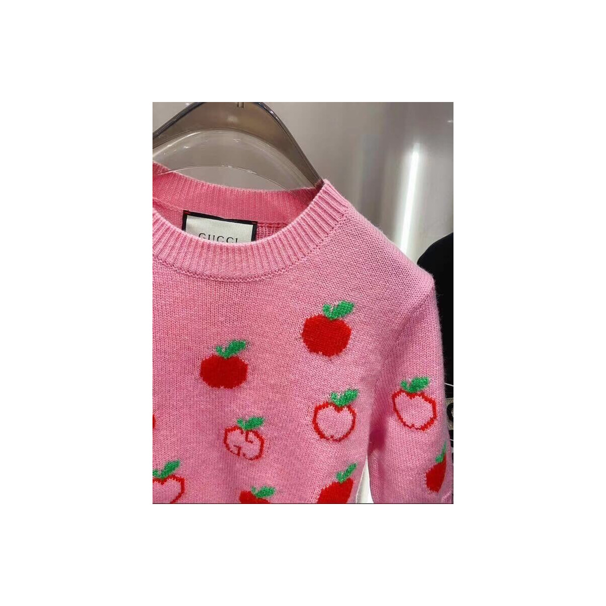 Gucci GG Apple Print Wool Jacquard Top 606117