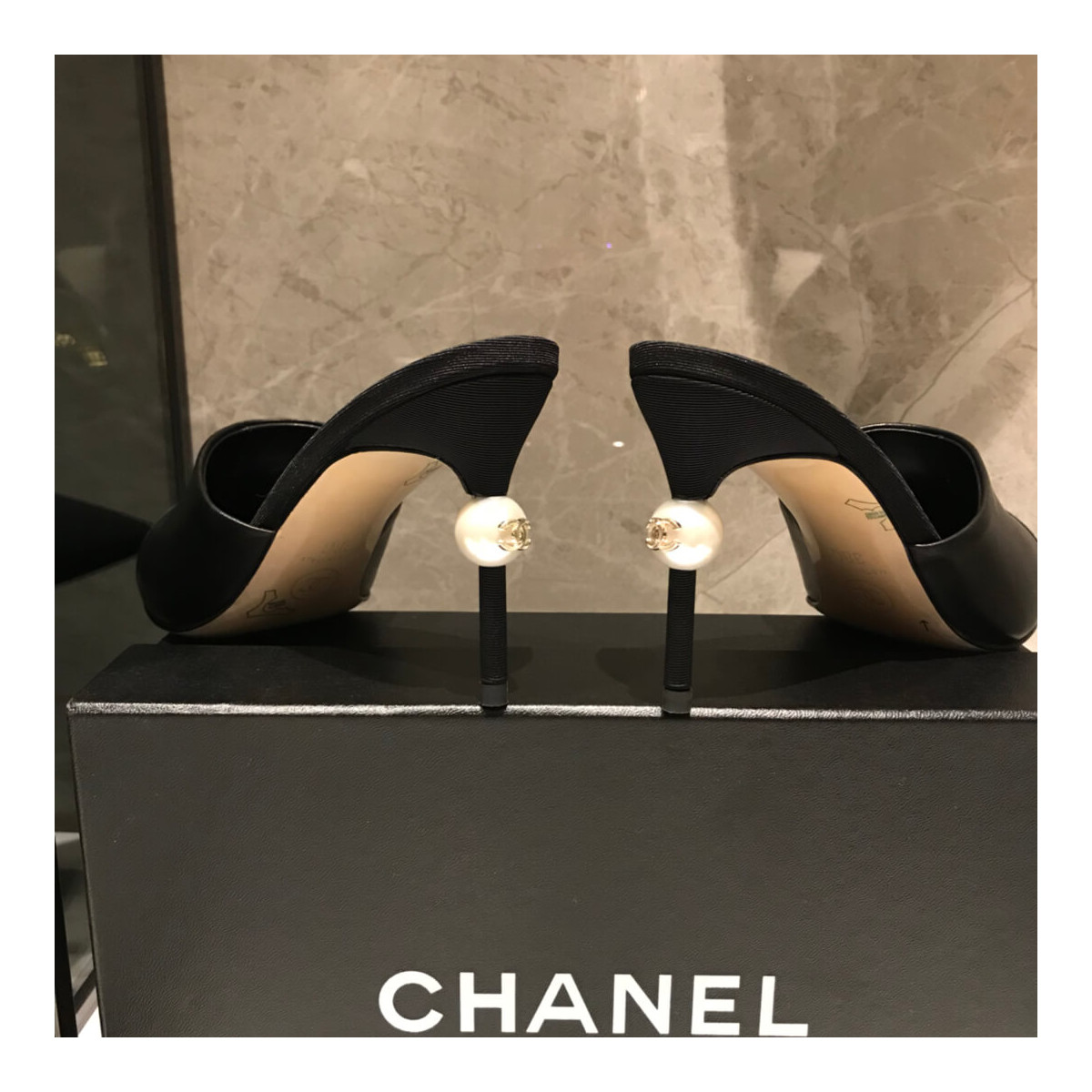 Chanel Pearl Mules G383421