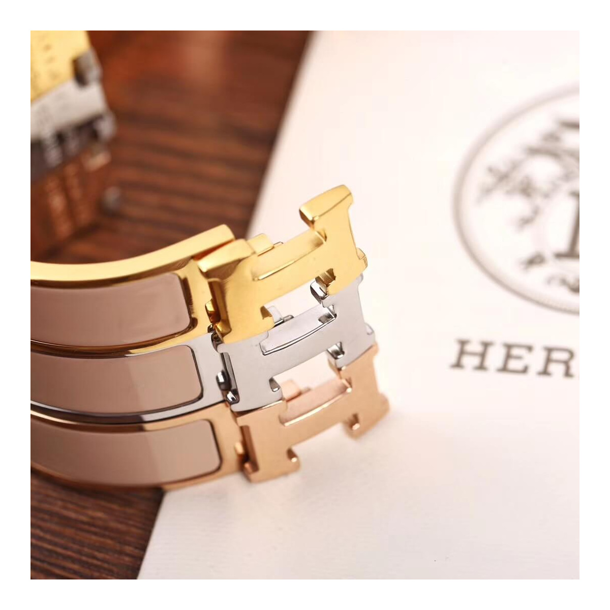 Hermes Narrow Clic H Bracelet Light Pink