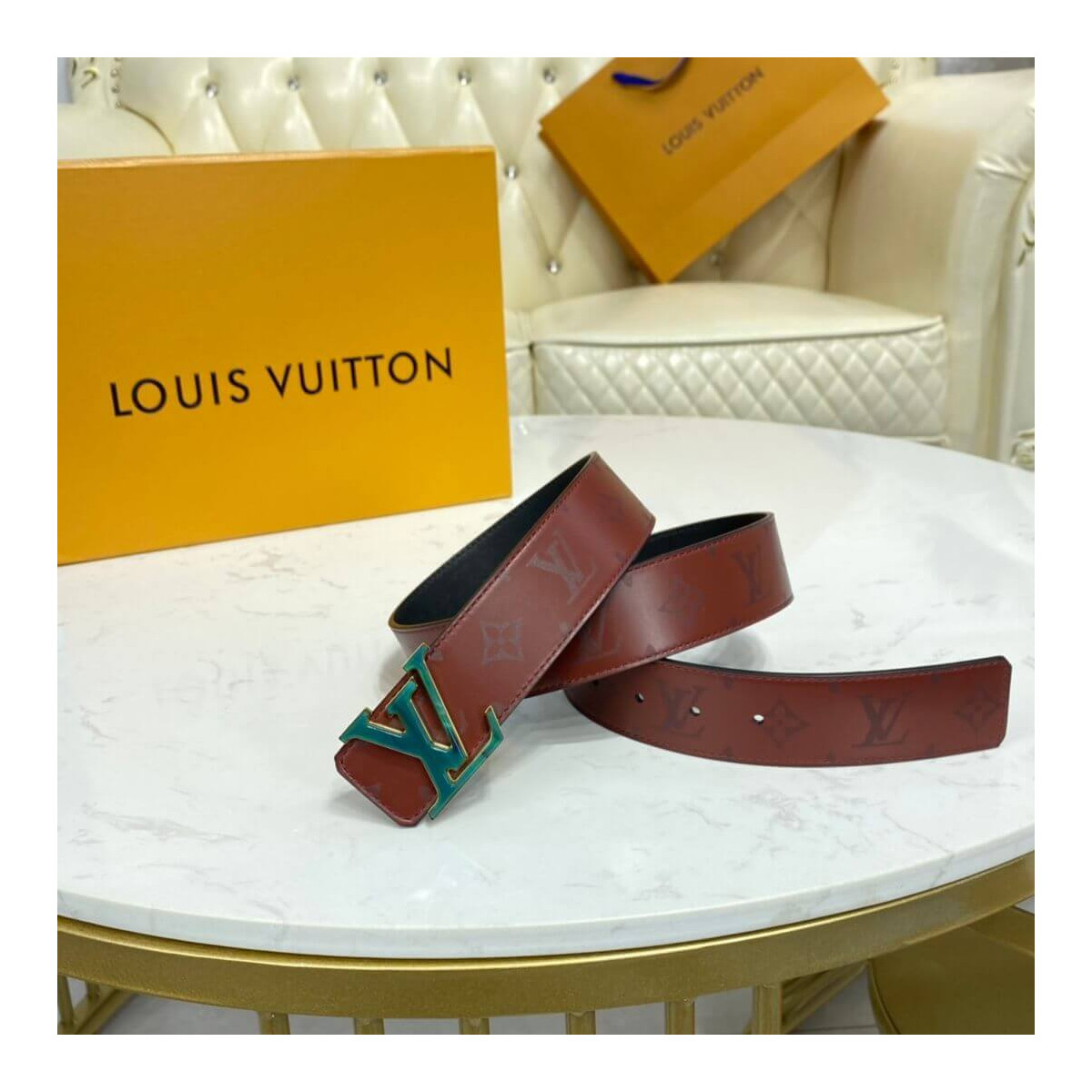 Louis Vuitton LV Pyramide 40mm Reversible M9946U