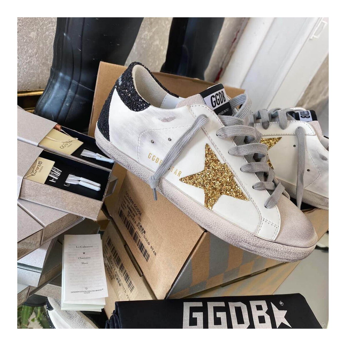 Golden Goose Superstar Sneaker WZ266