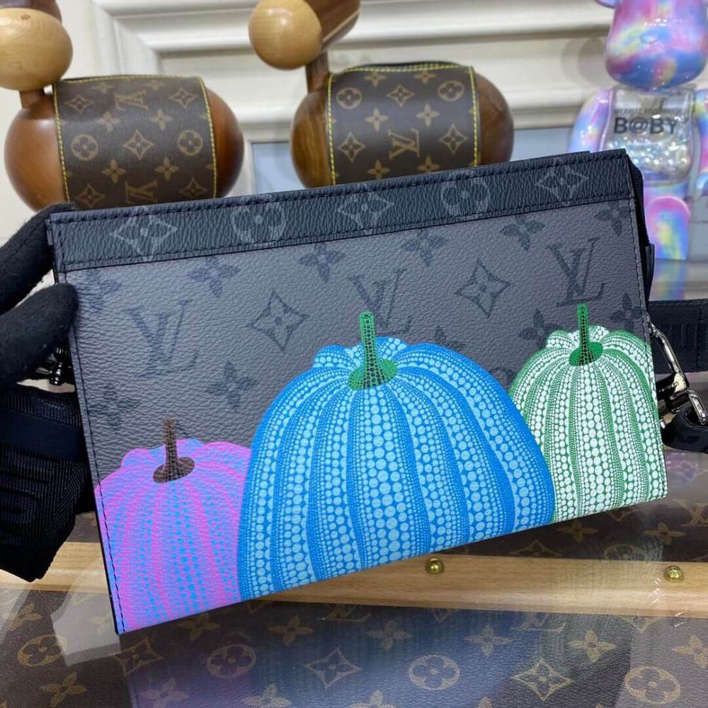 Louis Vuitton x Yayoi Kusama Gaston Wearable Wallet M81972