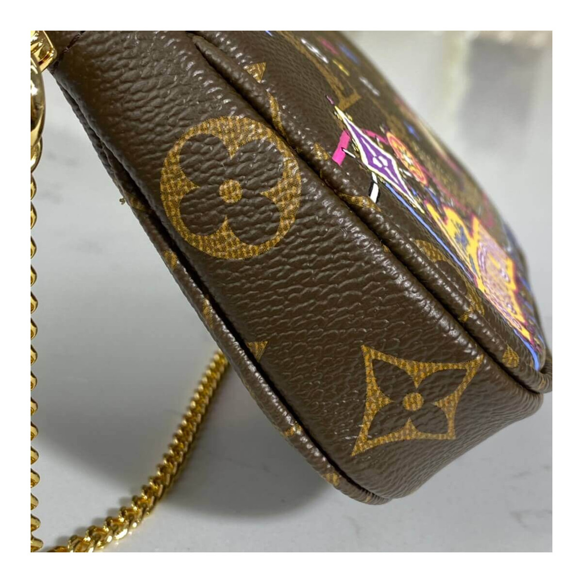 Louis Vuitton Christmas Animation 2020 Mini Pochette Accessoires M69752