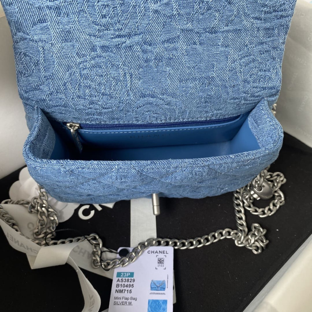 Chanel Heart Crush Chain Flap Bag in Denim Blue AS3829