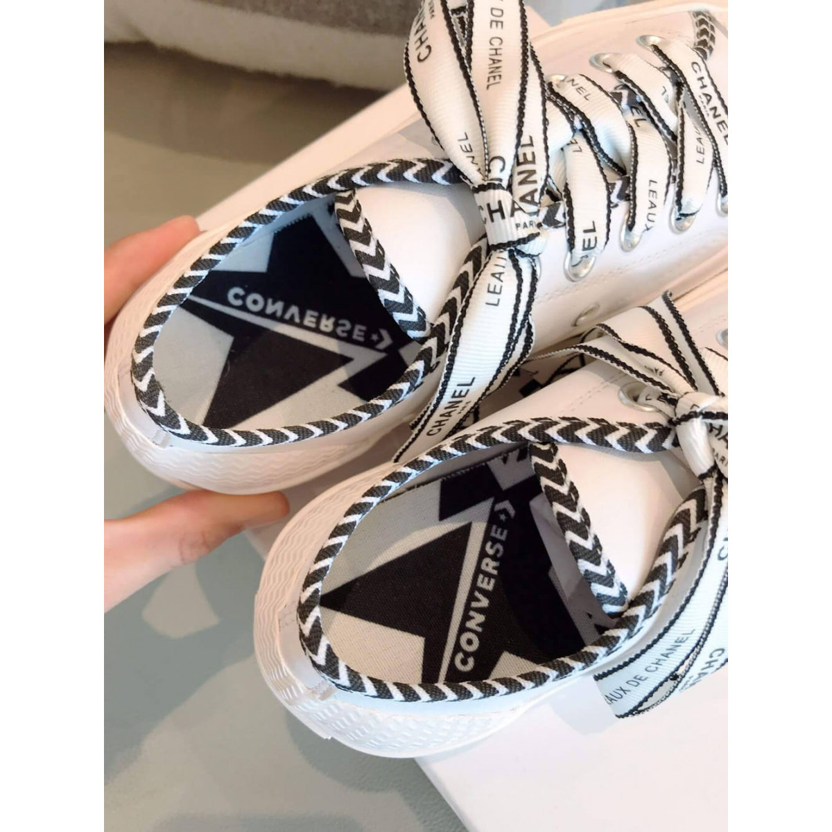 Chanel X Converse Small Fragrant Grid Ling Lace Canvas Shoes