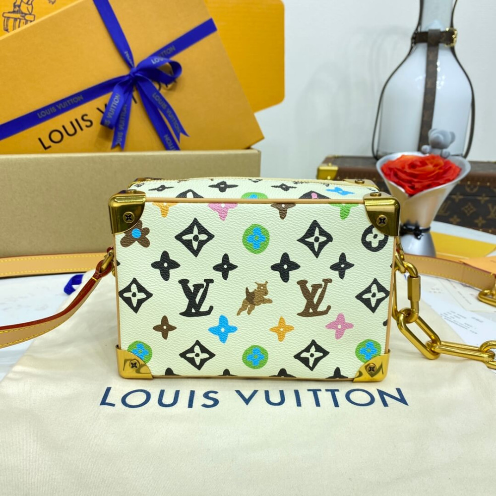 Louis Vuttion Monogram Craggy Canvas Mini Soft Trunk M25132