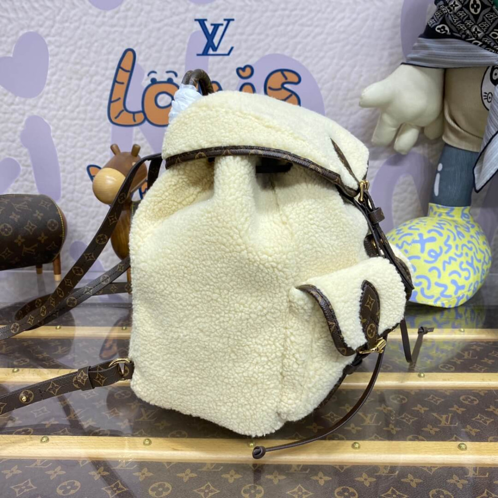 Louis Vuitton Ski Shearling Backpack M23384