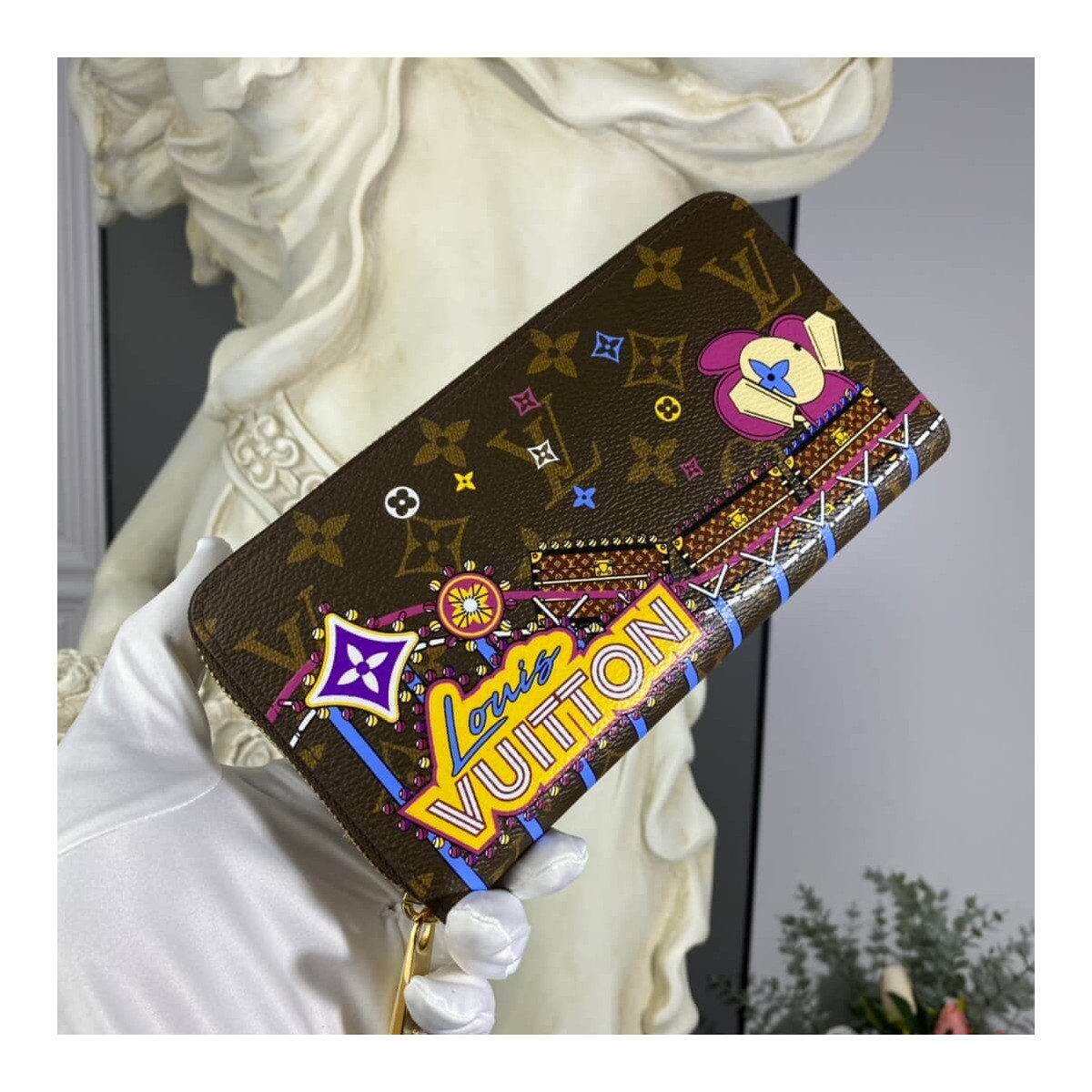 Louis Vuitton Christmas Animation 2020 Zippy Wallet M69750